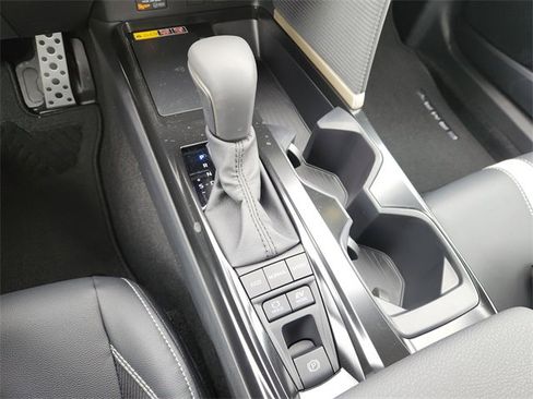 New 2026 Toyota Camry SE image 16