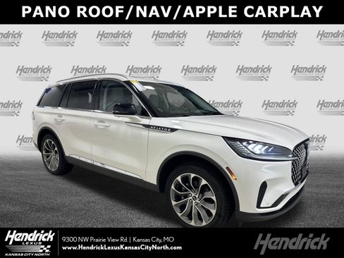 Used 2025 Lincoln Aviator Reserve AWD/4WD image 1