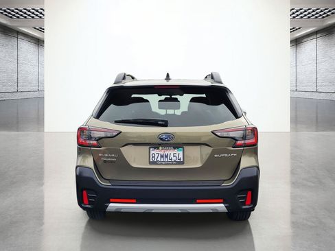 Used 2022 Subaru Outback Limited AWD/4WD image 8