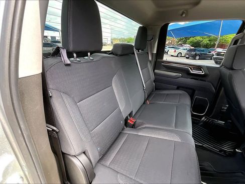 Used 2025 Chevrolet Silverado 2500 LT w/ Convenience Package image 19