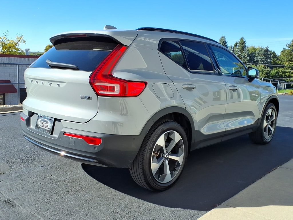 Certified 2024 Volvo XC40 B5 Plus w/ Protection Package Premier AWD/4WD image 5