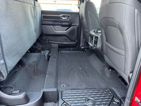New 2026 RAM 1500 Big Horn AWD/4WD image 30
