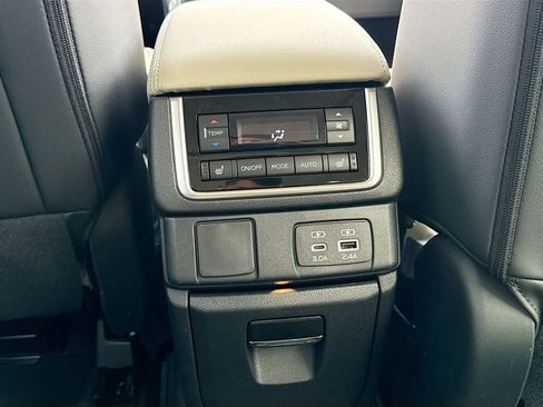 New 2026 Subaru Ascent Limited image 31