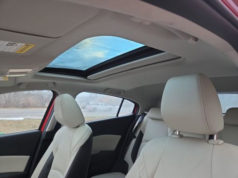 Used 2014 MAZDA MAZDA3 s Grand Touring image 29