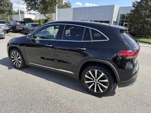 Used 2023 Mercedes-Benz GLA 250 w/ Premium Package image 4