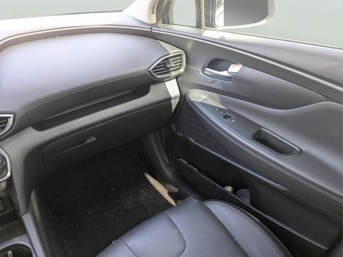 Used 2020 Hyundai Santa Fe SEL FWD image 16