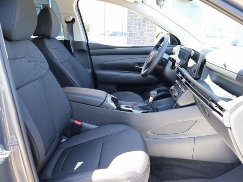 New 2025 Hyundai Tucson SE image 10