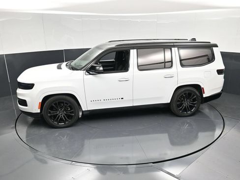 Used 2024 Jeep Grand Wagoneer Series II Obsidian w/ Quick Order Packagew 28T AWD/4WD image 58