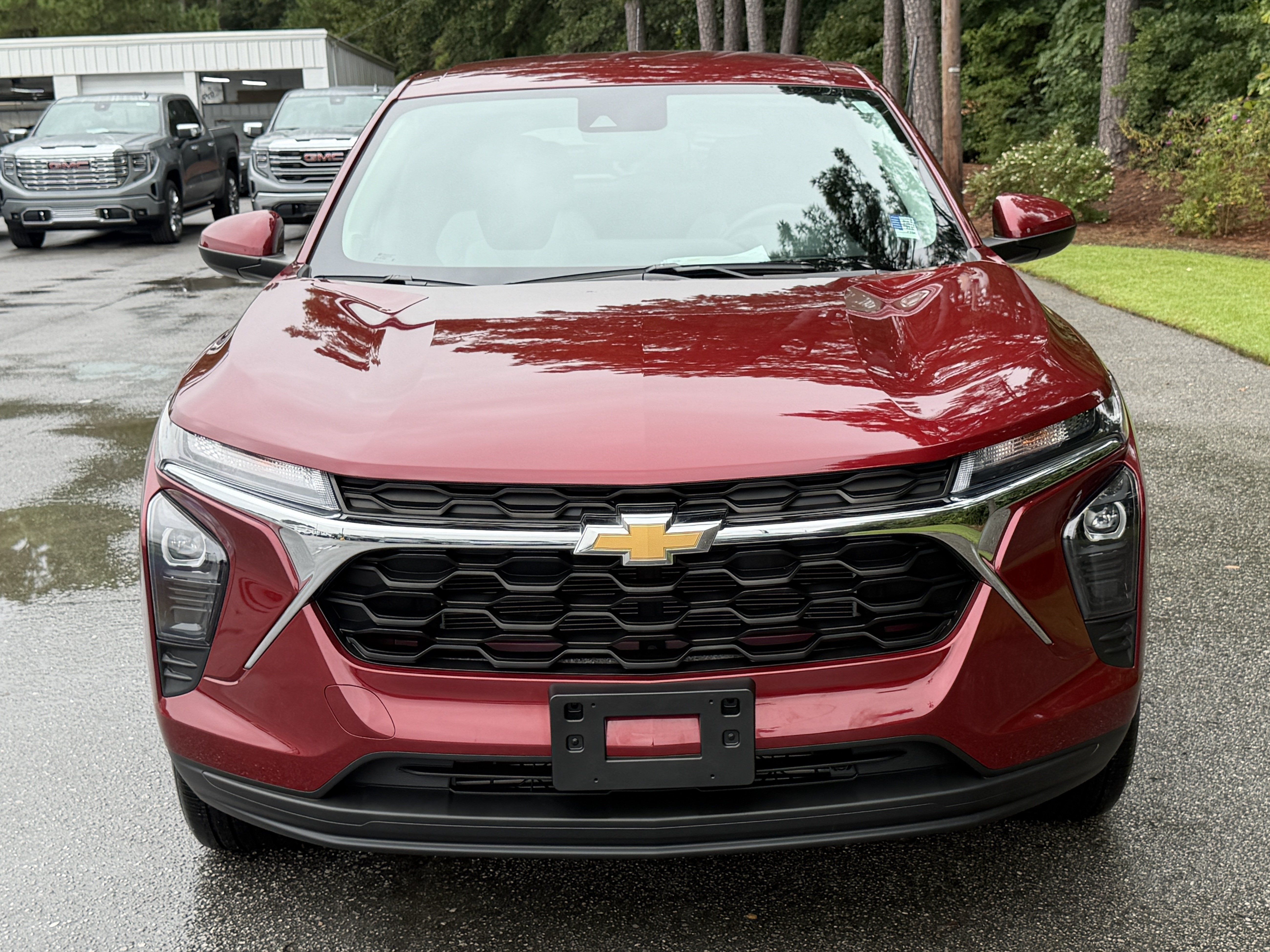 Used 2025 Chevrolet Trax LS w/ LS Convenience Package FWD image 35