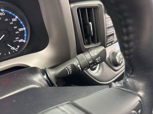 Certified 2018 Toyota RAV4 XLE image 23