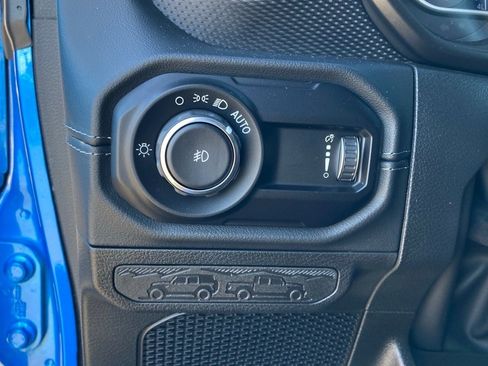 Used 2024 Jeep Wrangler Unlimited Rubicon image 15