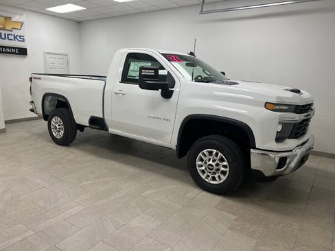 New 2026 Chevrolet Silverado 2500 LT image 9