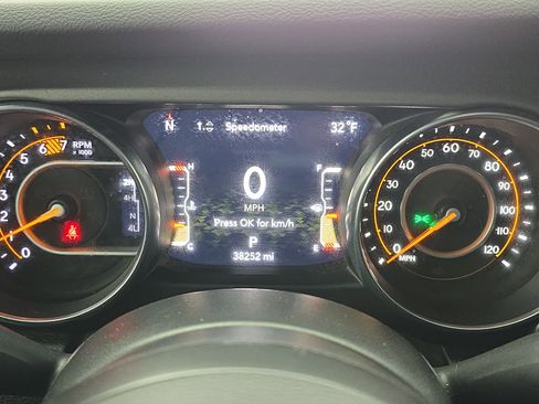 Used 2023 Jeep Wrangler Sport S image 17