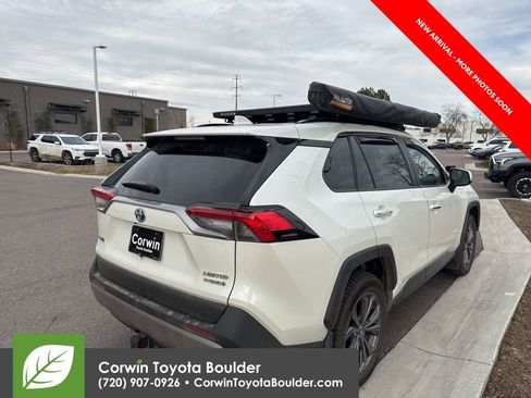 Used 2022 Toyota RAV4 Limited AWD/4WD image 7