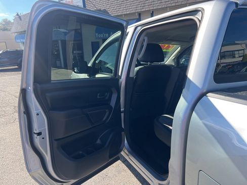 Used 2018 Nissan Titan S w/ S Utility Package image 28