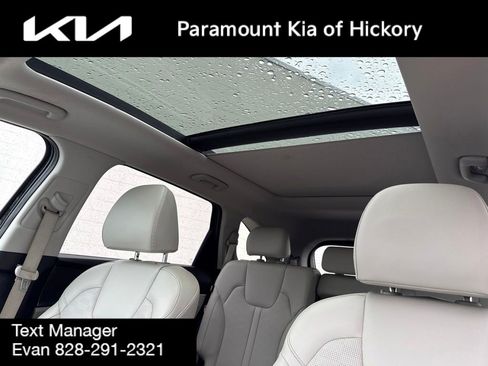 Used 2025 Kia Sorento S w/ Panoramic Sunroof Package FWD image 34