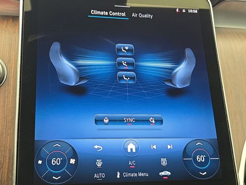 Certified 2026 Mercedes-Benz GLC 300 image 24