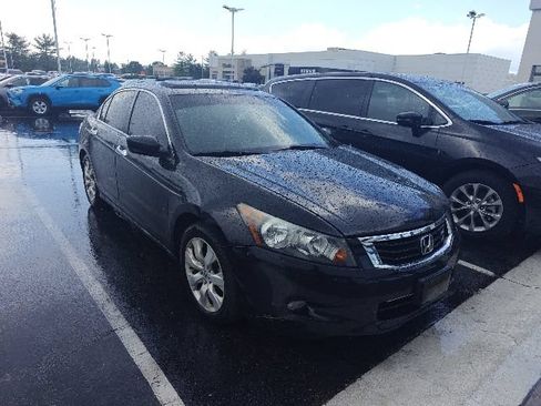 Used 2010 Honda Accord EX-L image 2