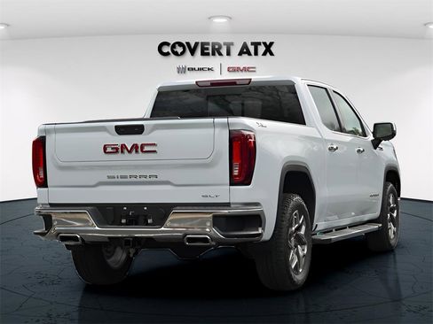 New 2026 GMC Sierra 1500 SLT image 7