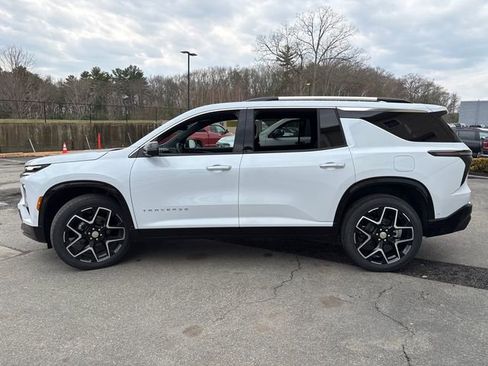 New 2026 Chevrolet Traverse High Country image 5