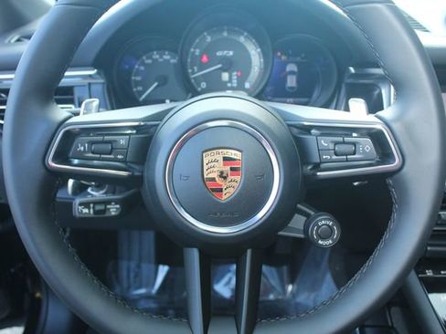 New 2026 Porsche Macan GTS image 18