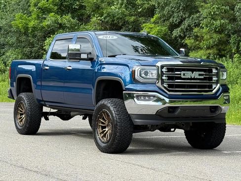 Used 2018 GMC Sierra 1500 SLT w/ SLT Premium Package AWD/4WD image 5