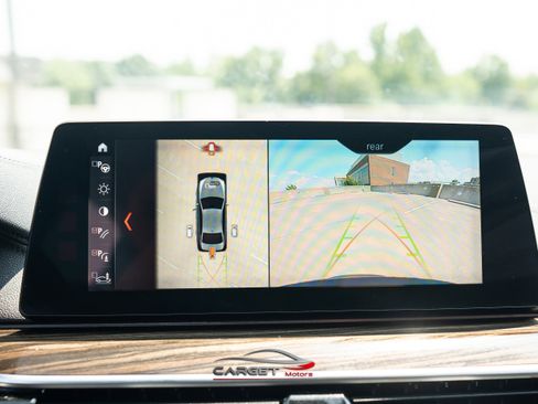 Used 2018 BMW 540i xDrive image 33