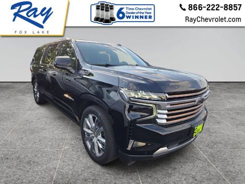 Certified 2024 Chevrolet Suburban High Country AWD/4WD image 1