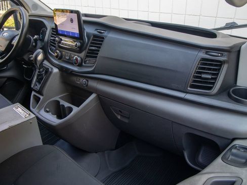 Used 2020 Ford Transit 250 Low Roof RWD image 17