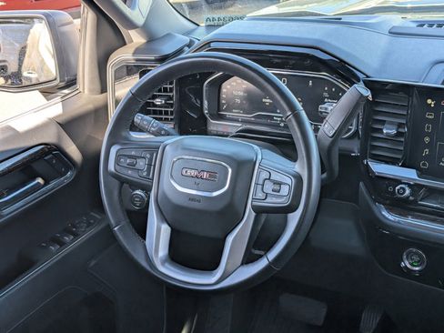 Used 2024 GMC Sierra 1500 Elevation image 16
