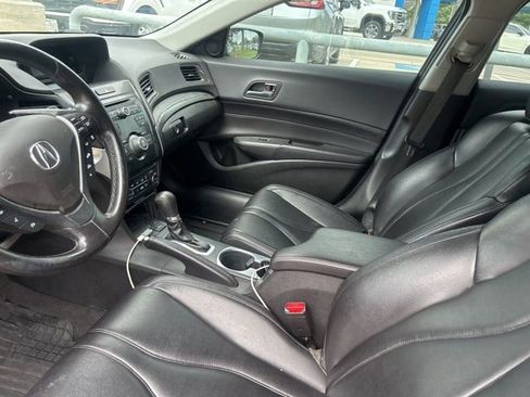 Used 2019 Acura ILX FWD image 5