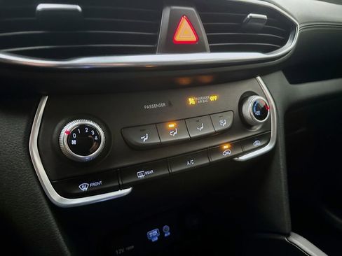 Used 2020 Hyundai Santa Fe SE AWD/4WD image 18