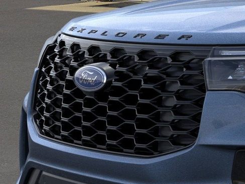 New 2026 Ford Explorer ST-Line AWD/4WD image 40