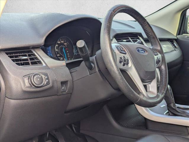Used 2014 Ford Edge SEL w/ Equipment Group 205A FWD image 3