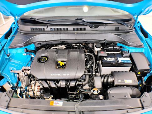 Used 2020 Hyundai Kona SE image 12