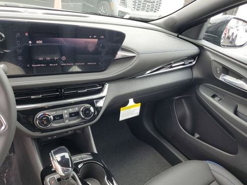 New 2026 Buick Envista Sport Touring w/ Advanced Safety Package image 26