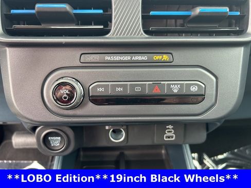 New 2025 Ford Maverick Lobo image 32