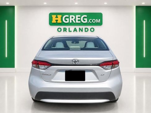 Used 2020 Toyota Corolla LE FWD image 8