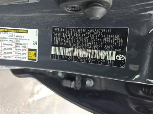 Used 2025 Toyota Corolla LE image 8