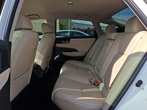 Used 2018 Honda Clarity Touring image 9