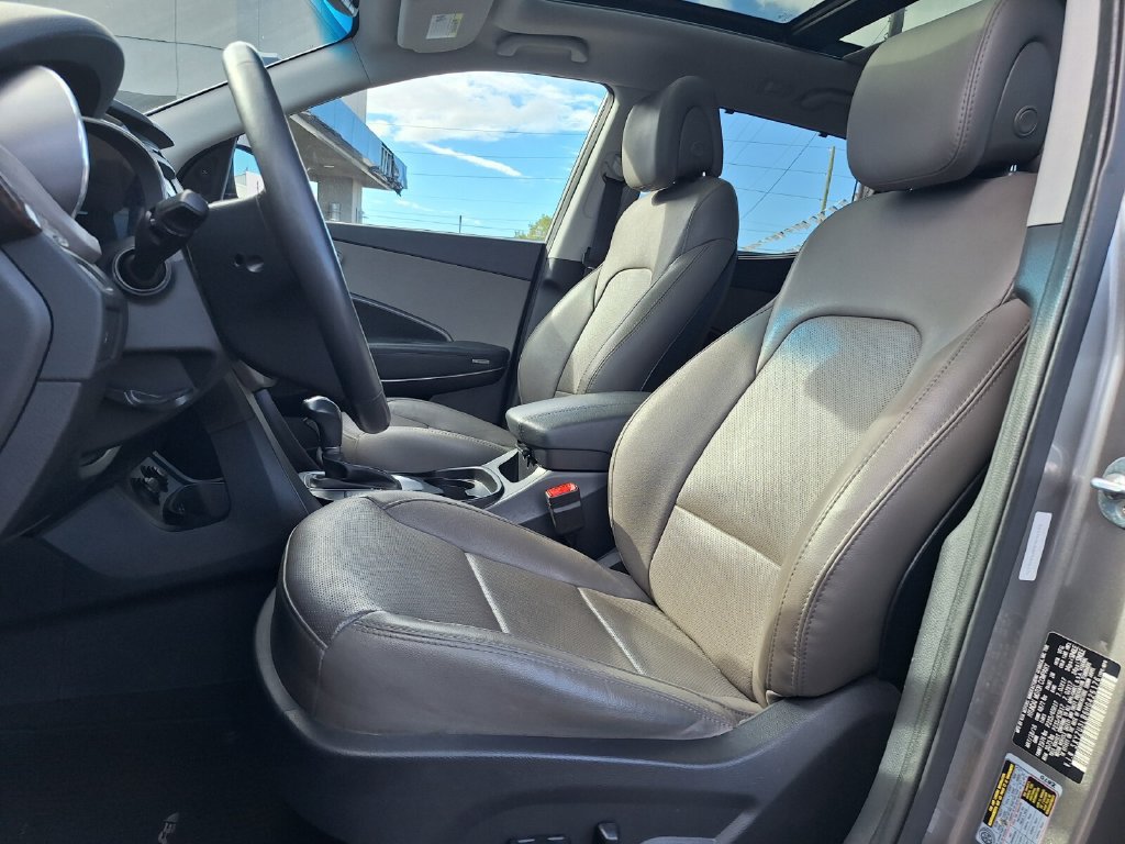 Used 2017 Hyundai Santa Fe Sport w/ 2.4L Tech Package 04 FWD image 14