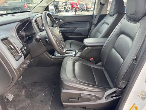 Used 2022 Chevrolet Colorado Z71 w/ Safety Package image 6