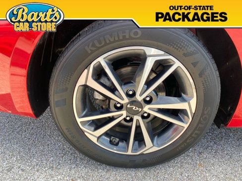 Used 2023 Kia Forte LXS image 7