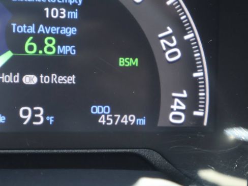 Certified 2025 Toyota RAV4 SE AWD/4WD image 18