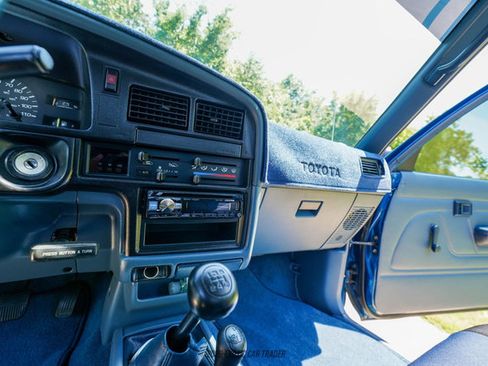 Used 1994 Toyota Pickup DX AWD/4WD image 30