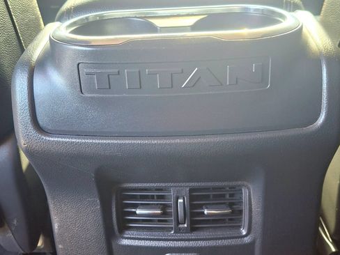 Used 2017 Nissan Titan SL w/ SL Towing Convenience Package AWD/4WD image 21