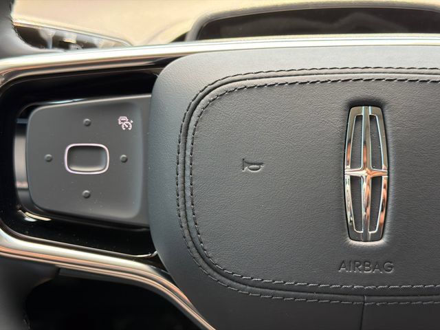 New 2026 Lincoln Nautilus Reserve AWD/4WD image 30