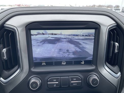 Used 2021 Chevrolet Silverado 1500 LT Trail Boss w/ Convenience Package II image 13