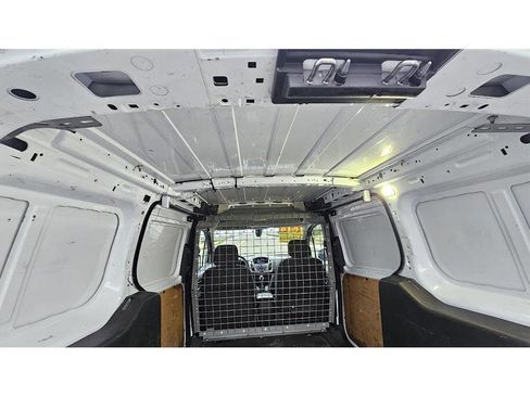Used 2016 Ford Transit Connect XLT image 33