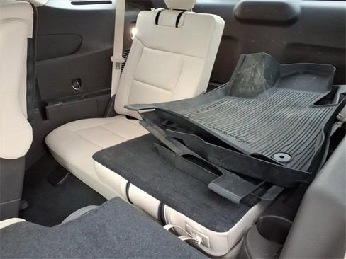 Certified 2023 Ford Explorer Platinum w/ Premium Technology Package image 10